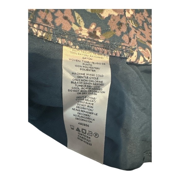 Loft Floral Print Split V Neck Sleeveless Blouse, XL - Picture 6 of 6